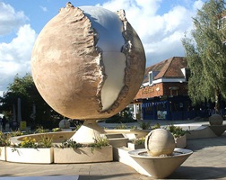 Shelley Fountain Horsham