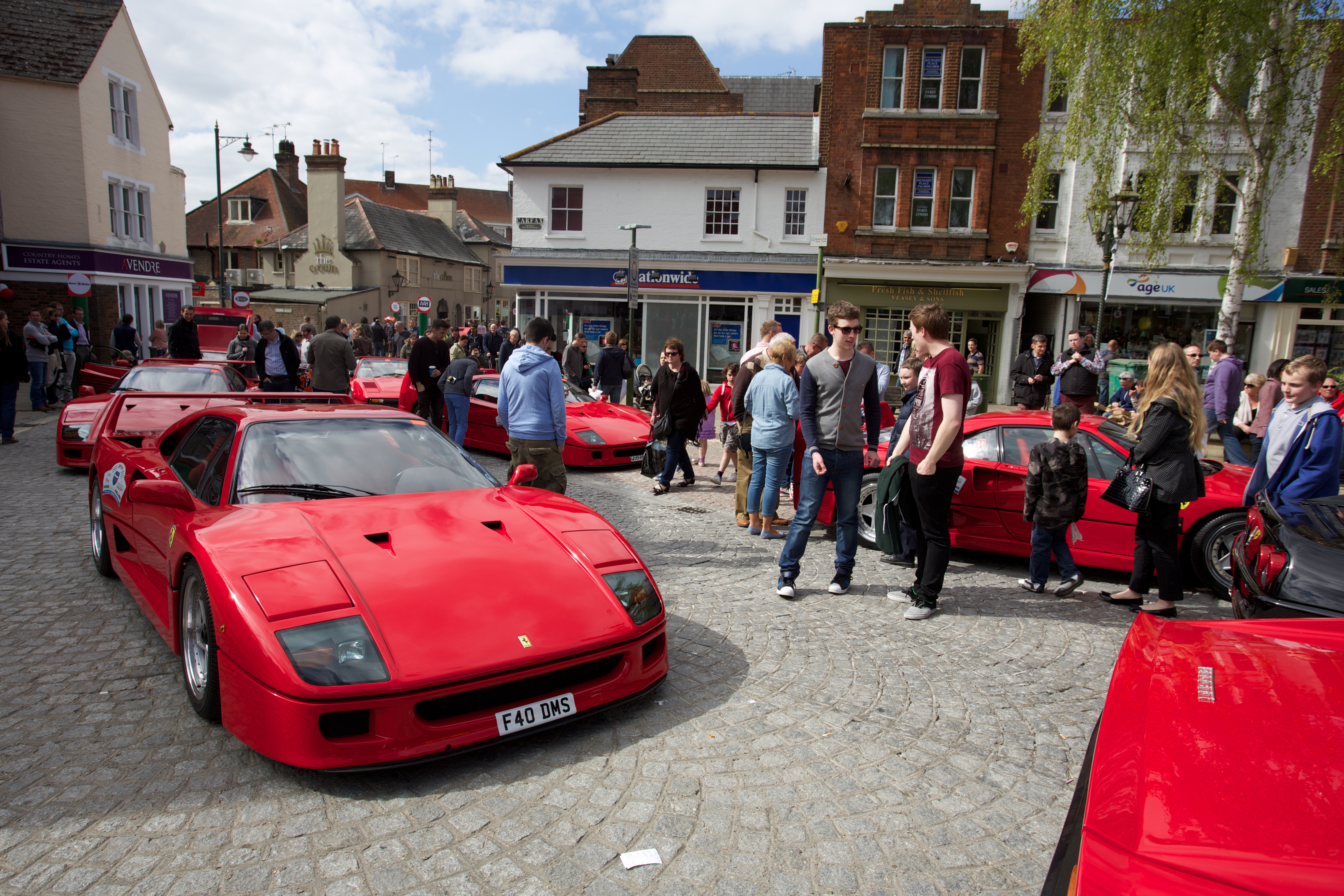 horsham italian piazza